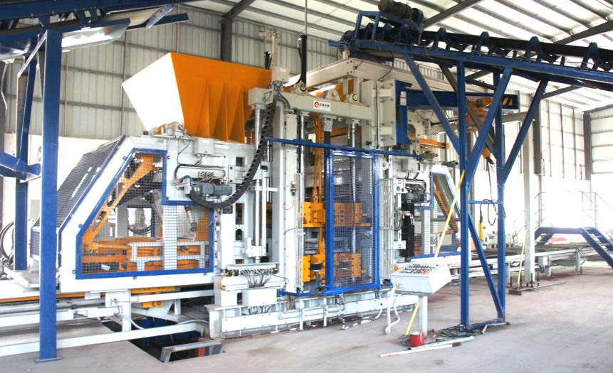 เครื่องจักรอิฐ Quangong สร้างชื่อเสียงในจีนตอนใต้—การปูอิฐและอิฐรูปเพชรด้วยเครื่องจักรเครื่องเดียว