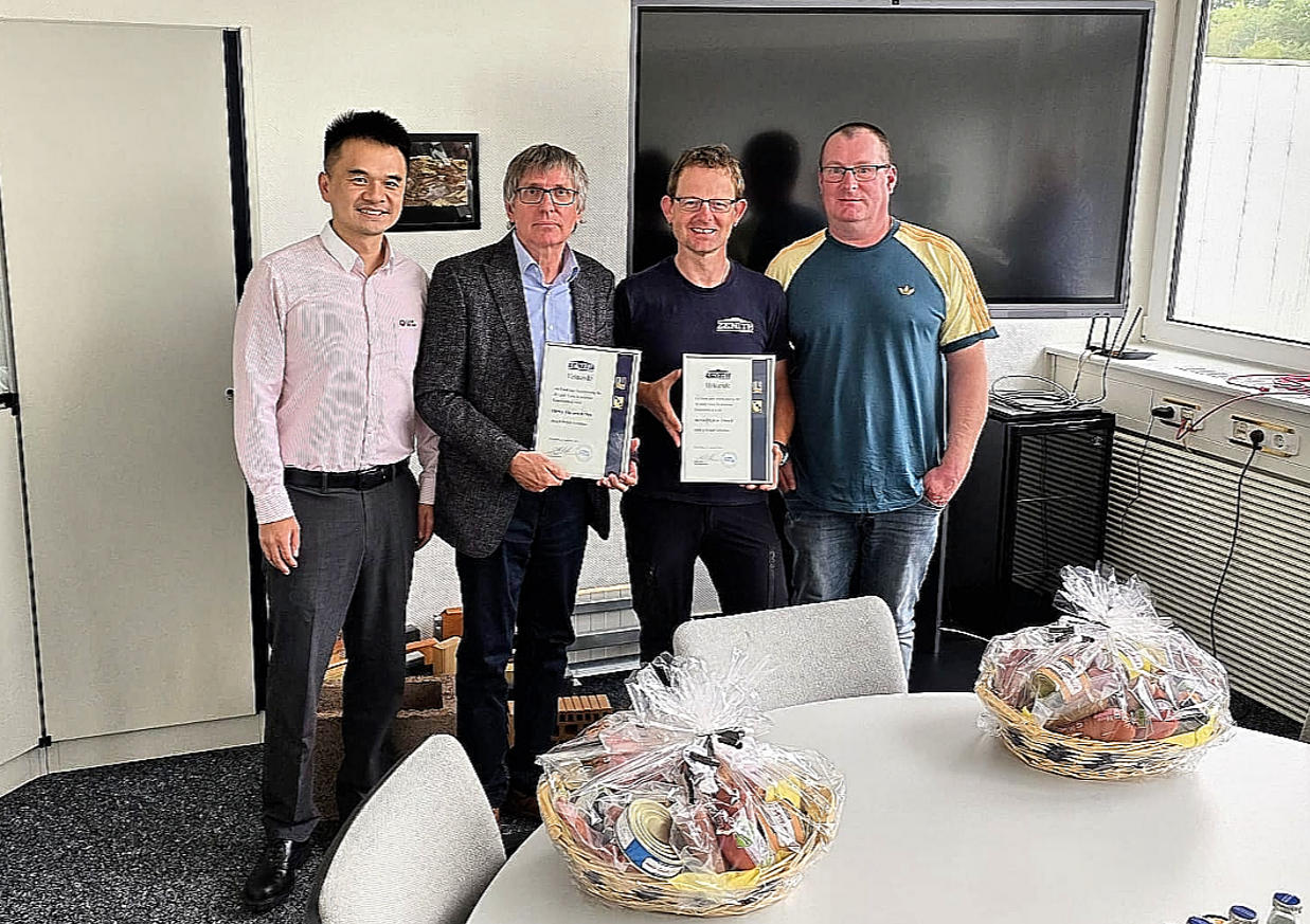 ชื่นชมฝีมือ ชื่นชมความเพียรพยายาม